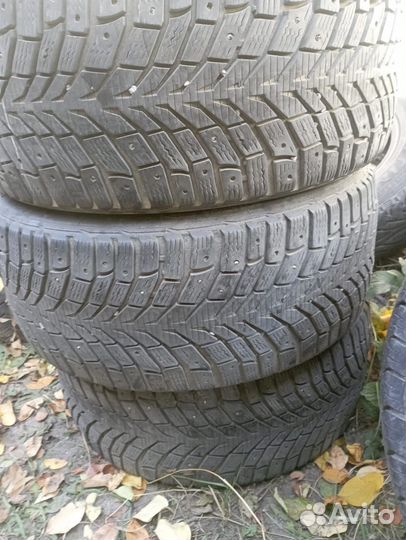 Bridgestone 613V 245/40 R18