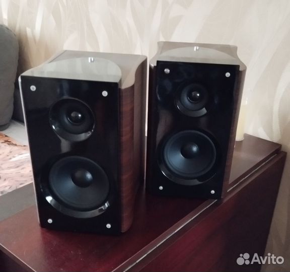 Полочная акустика