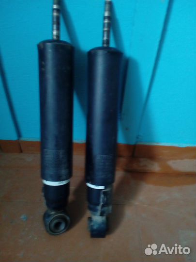 Амортизаторы задние тлк-150