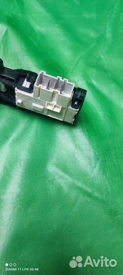 Замок люка (убл) Electrolux 132620801