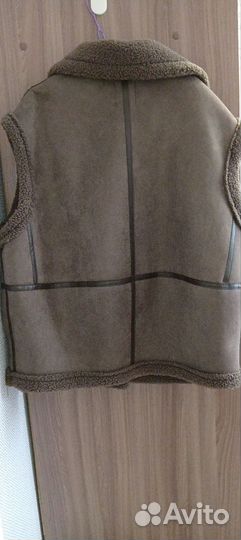 Жилетка, безрукавка женская 50 52