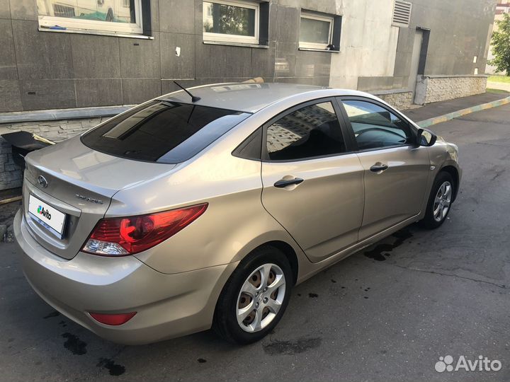 Hyundai Solaris 1.4 AT, 2011, 282 000 км
