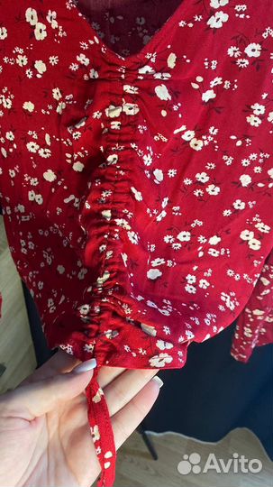 Блузка в цветочек женская