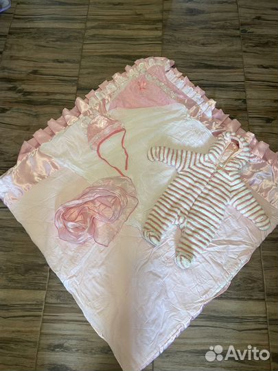 Детские вещи на девочку от года