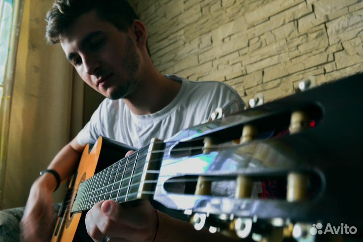 Обучение игре на гитаре в Калининграде