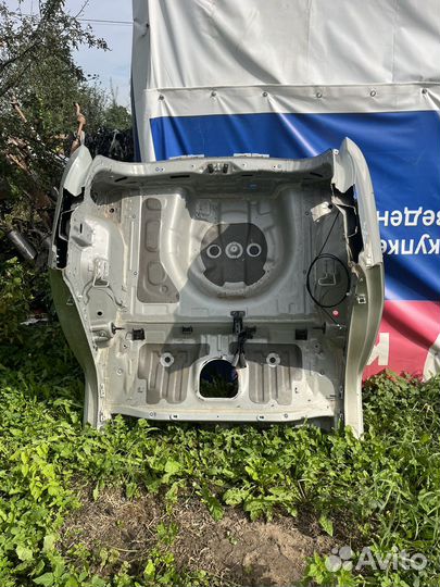 Rio x-line задняя часть жопа