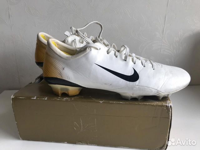 nike mercurial vapor iii white gold