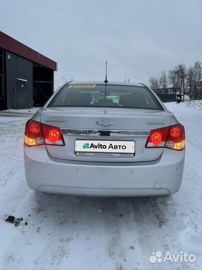 Chevrolet Cruze 1.8 AT, 2011, 205 000 км