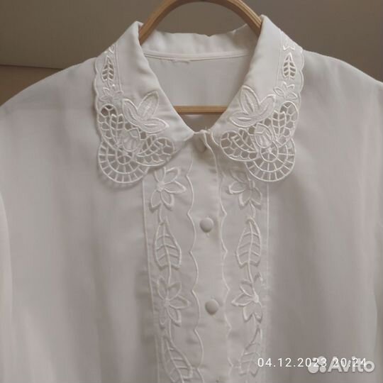 Блузы женские с вышивкой р. 56-58