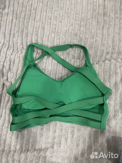 Топ женский спортивный