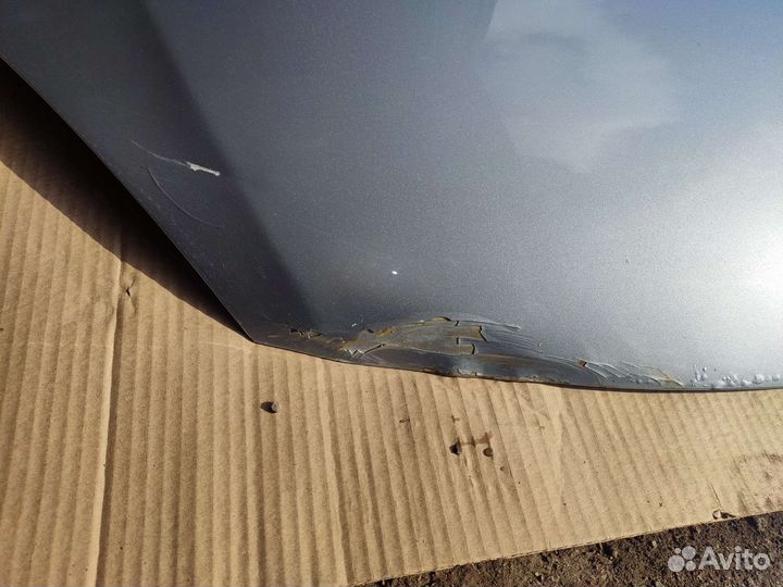 Капот на lancer 9