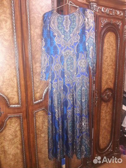 Платье Yves Saint Laurent