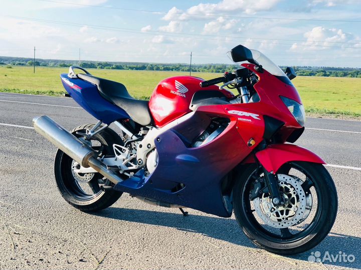 Honda cbr 600 F4