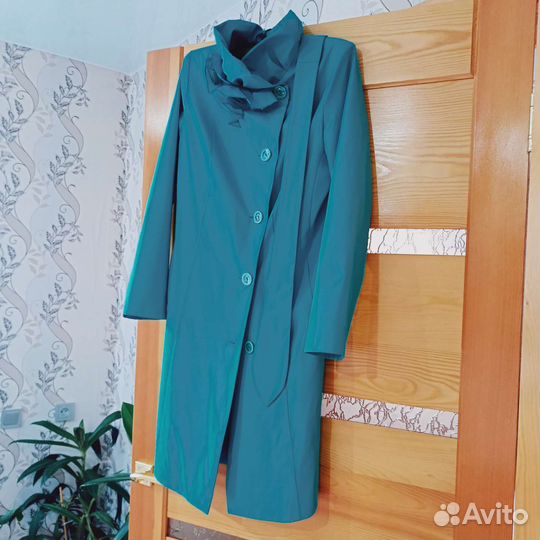 Плащ женский