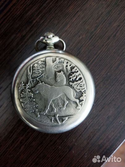 Старинные карманные часы