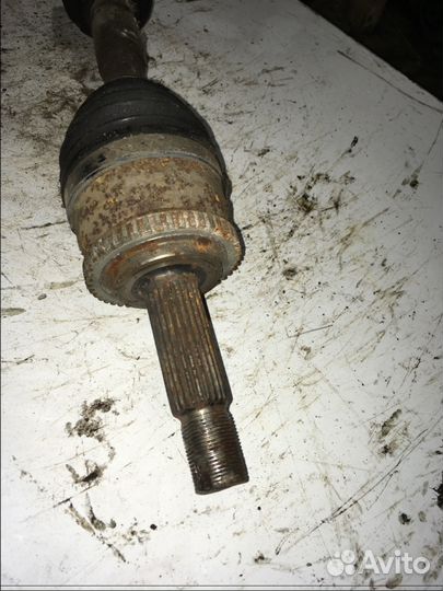 Полуось правая Kia Rio 3 Киа Рио 3