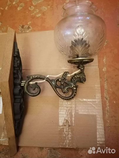 Светильник настенный