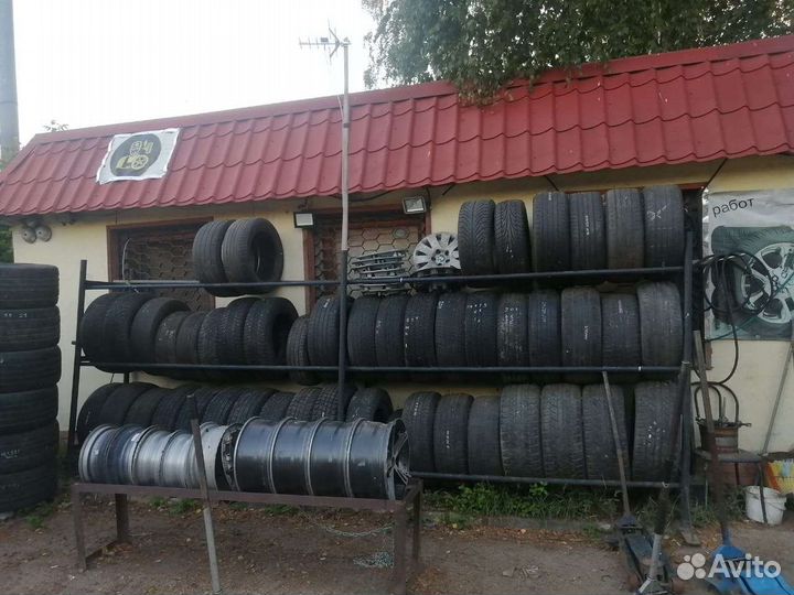 Шиномонтажник