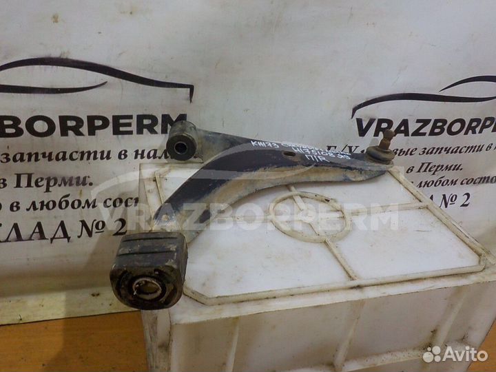 Рычаг передний нижний правый Chevrolet Metro