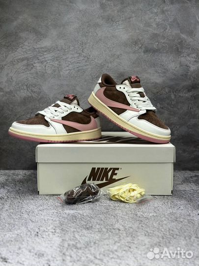 Nike Air Jordan 1 travis Scott