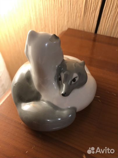 Статуэтка песцы