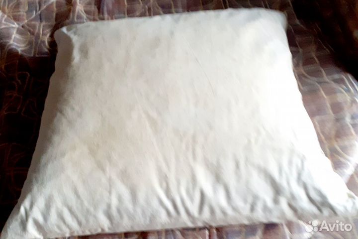 Подушки, одеяла, покрывало