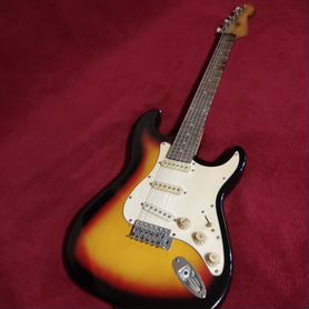 Электрогитара Stratocaster/ обмен