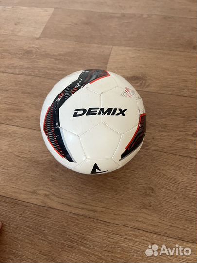 Футзал мяч Demix