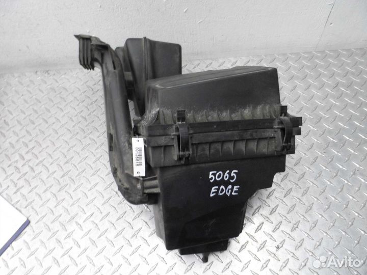 Корпус воздушного фильтра Ford Edge CD4 F2G39C662CC