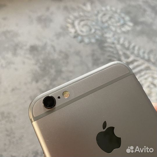 iPhone 6S, 32 ГБ