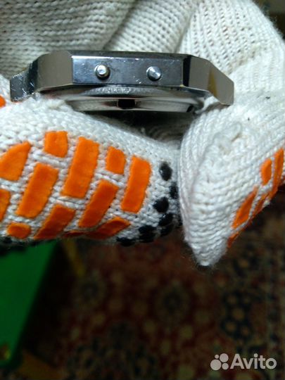 Часы электроника 5 (29367)