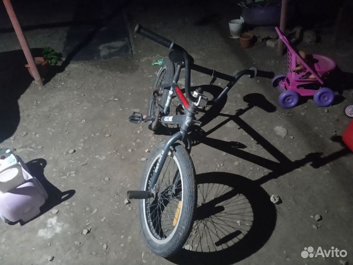 Продам велосипед BMX