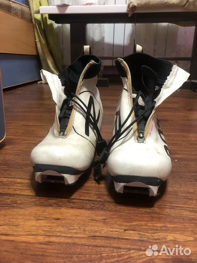 Лыжные ботинки rossignol классические