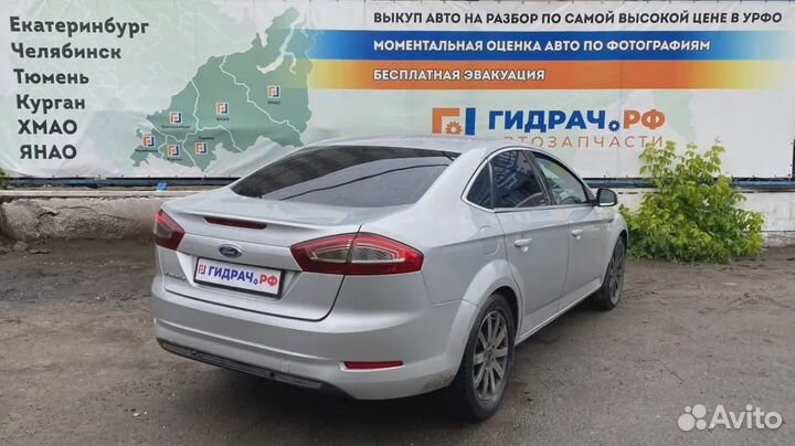 Механизм регулировки ремня безопасности Ford Monde