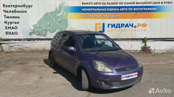 Стекло двери передней левой Ford Fiesta (Mk VI) 12