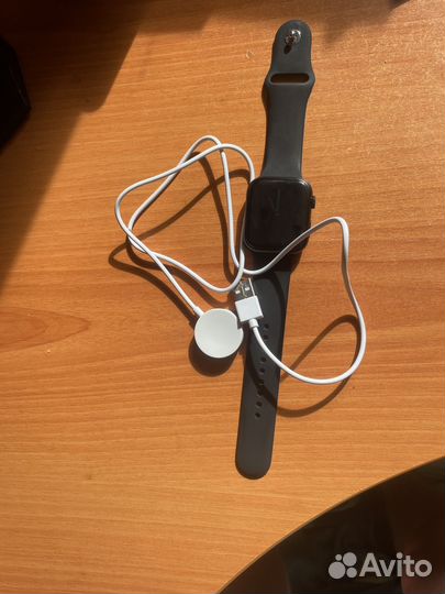 Apple watch x8 se