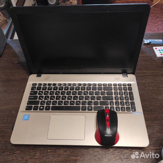 Продам ноутбук asus D541N
