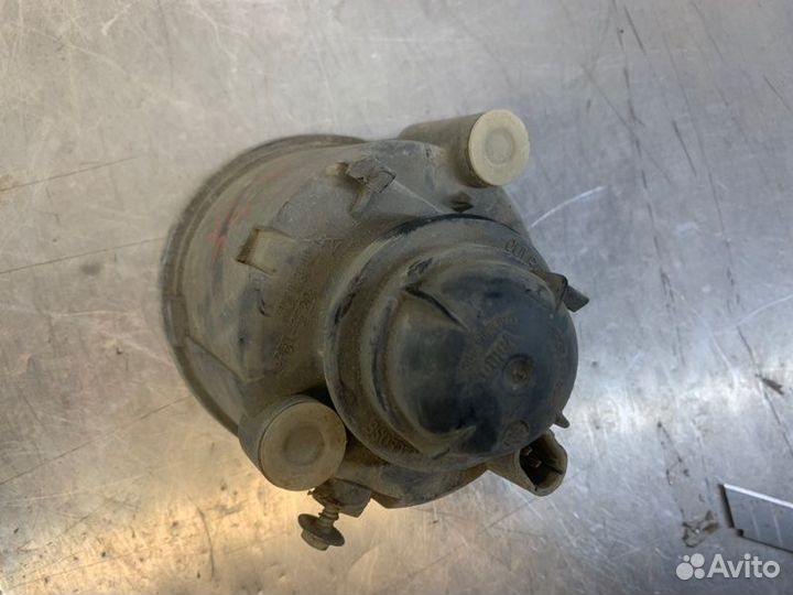 Фара противотуманная передняя правая Renault