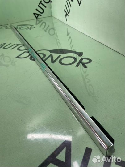 Молдинг двери хромированный задний правый