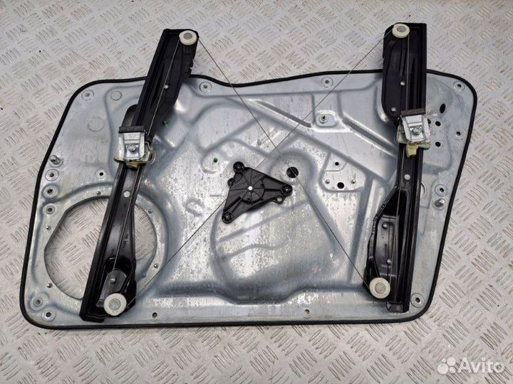 Стеклоподъемник электр. передний левый передний