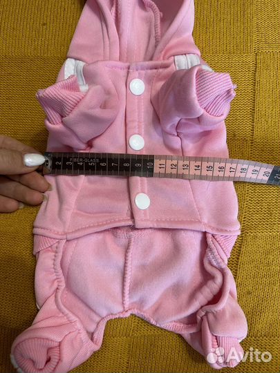 Комбинезон для маленькой собаки