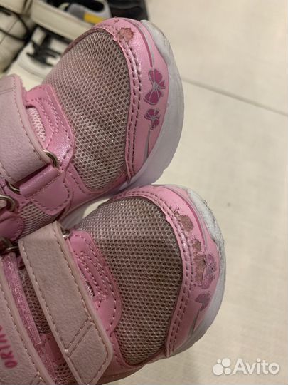 Кроссовки для девочки