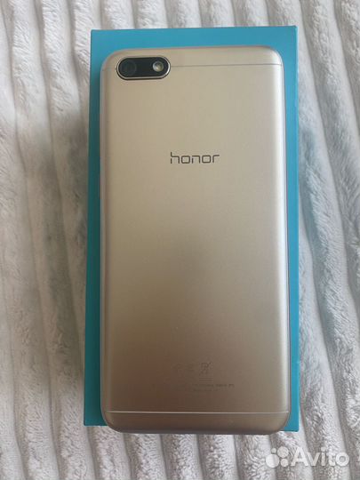 Телефон Honor 7а