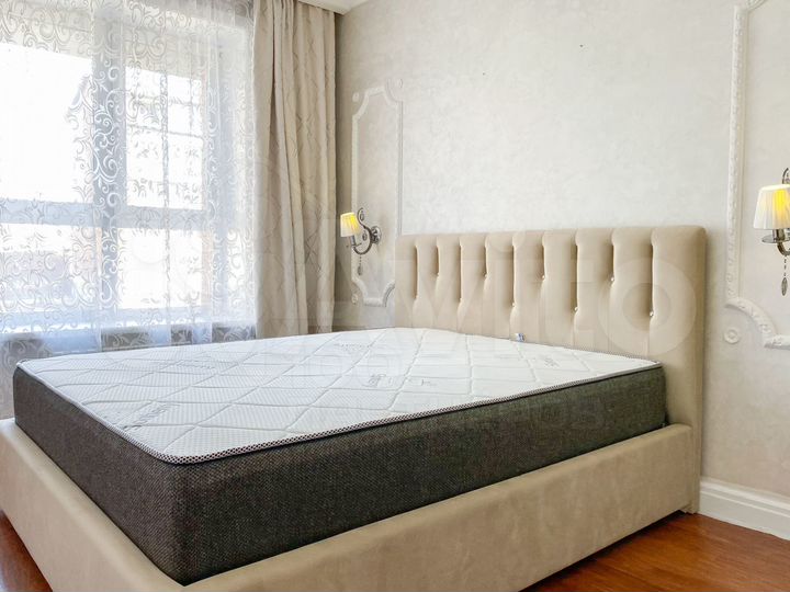 3-к. квартира, 90 м², 2/14 эт.