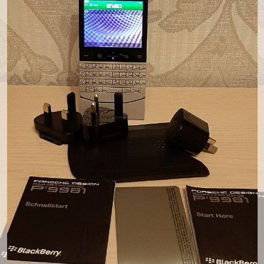 BlackBerry Porsche Design P'9981, 8 ГБ, 1 SIM