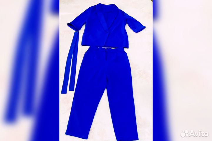 Костюм женский 54 размер