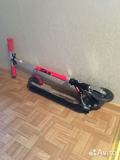 Детский складной самокат