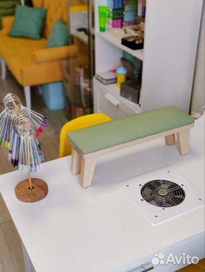 Вытяжка для маникюра встраиваемая