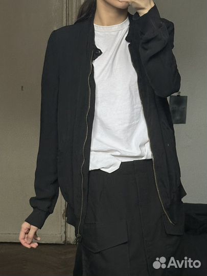 Бомбер / ветровка из шелка