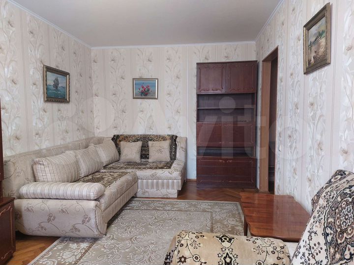 2-к. квартира, 52 м², 5/10 эт.